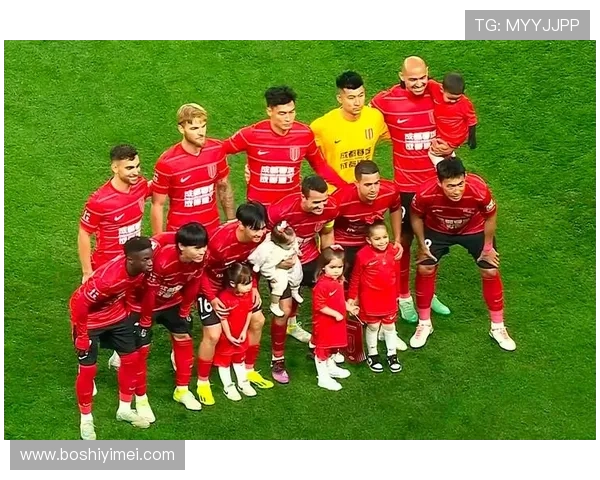 成都蓉城创造主场连胜纪录 球迷热情氛围获亚足联高度赞扬 成都蓉城创造主场连胜纪录 球迷热情氛围获亚足联高度赞扬